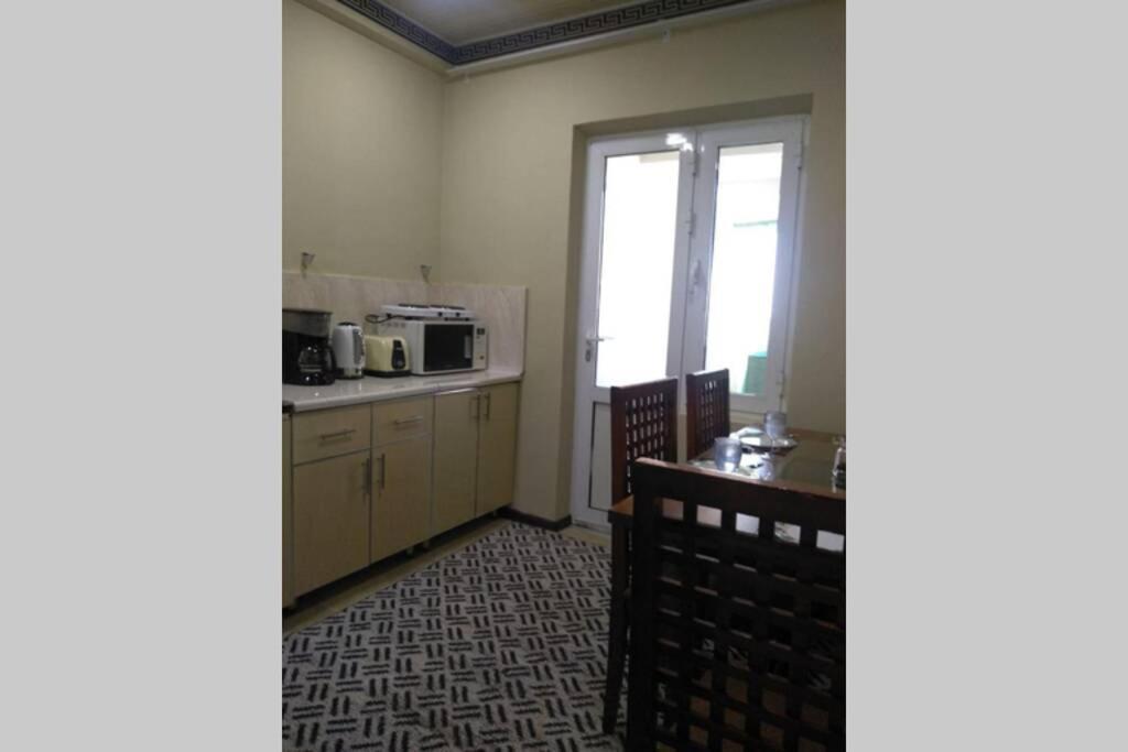 City Centre Hamza 1 Min Metro 2 Bed Apartment. New Ташкент Экстерьер фото